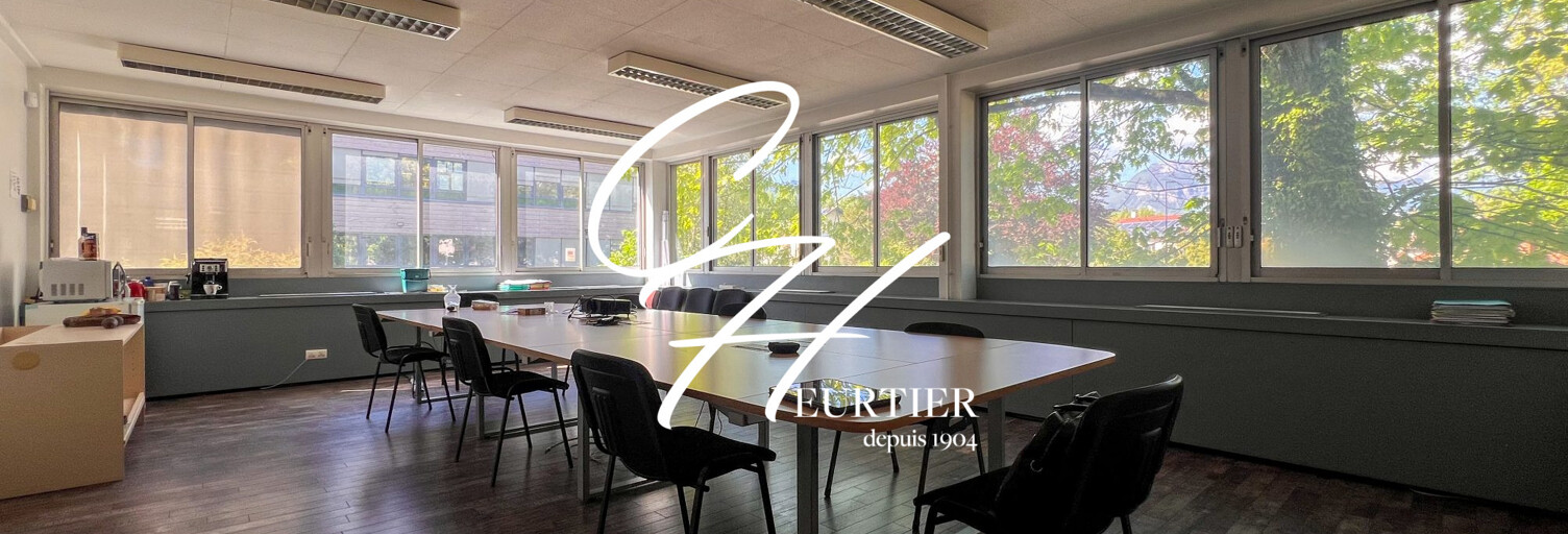 Bureau  214 m² à vendre à Grenoble (38100)