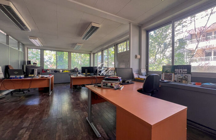 Bureaux en zone franche (réduction fiscale) — photo 3