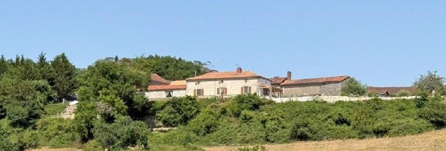 Maison 5 Pièces 231 m² à vendre à Charroux (86250)