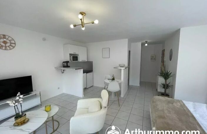 Grand studio meublé avec balcon – Centre-ville de Belfort — photo 2