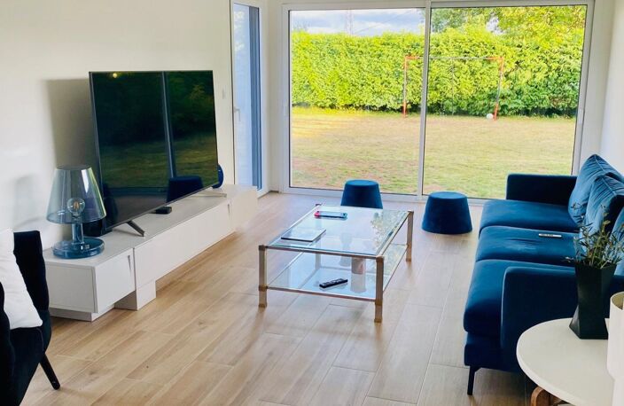 BELLE CONTEMPORAINE SUR 1 000m2 DE TERRAIN — photo 5