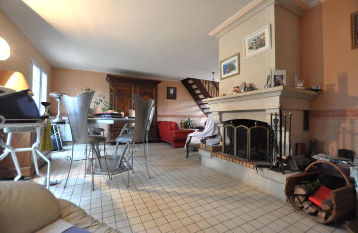 Vente maison 6 pièces 155 m² Paillet (33550) — photo 3