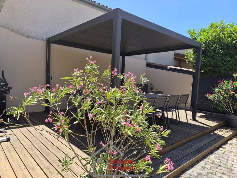 MAISON + dependances — photo 1