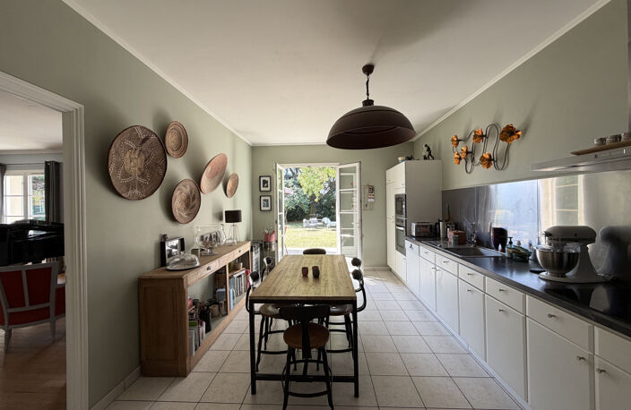 ORLÉANS   ÉLÉGANTE MAISON FAMILIALE DE 350 M2 À PROXIMITÉ DE — photo 5