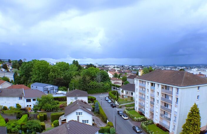 T3 de 64 m² proche CHU tout en étant au calme — photo 2