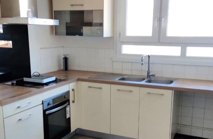 T3 de 64 m² proche CHU tout en étant au calme — photo 3