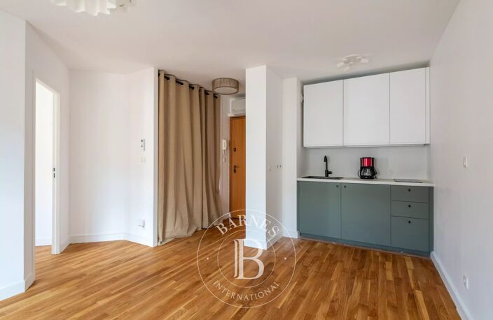 LYON 3 - Saxe Gambetta -Appartement climatisé de 33 m²- 1 chambre - Place de stationnement — photo 3