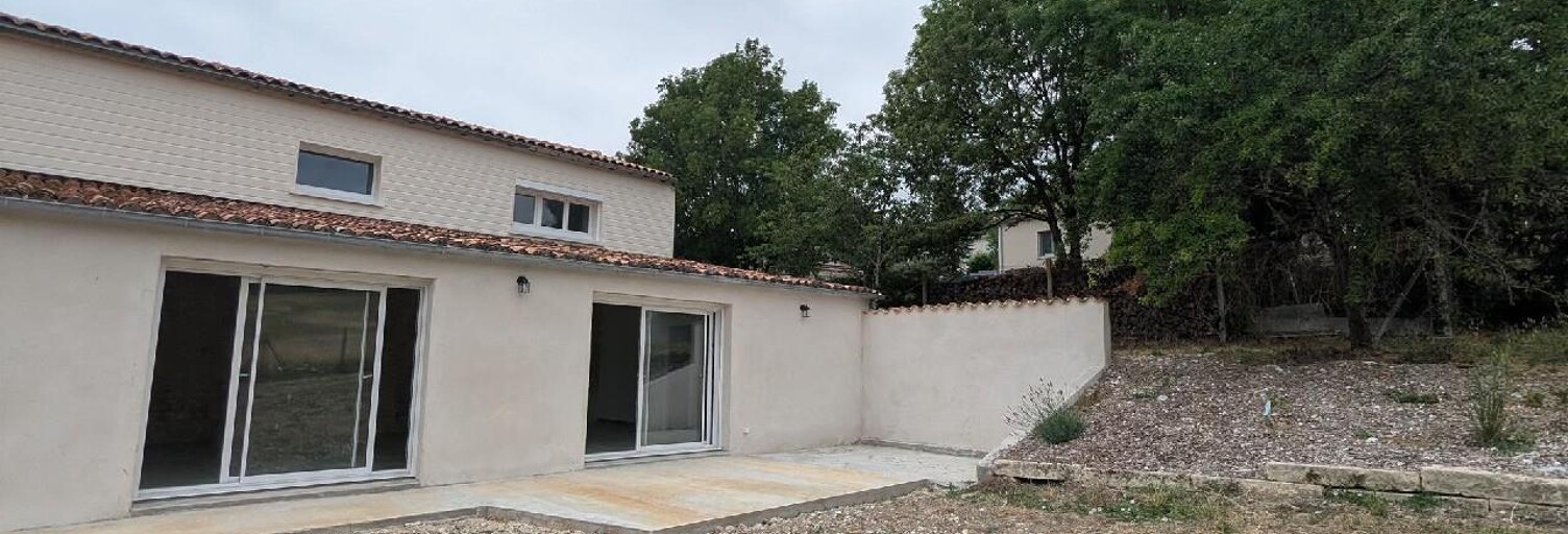 Maison 7 Pièces 198 m² à louer à Saint-Laurent-de-Cognac (16100)