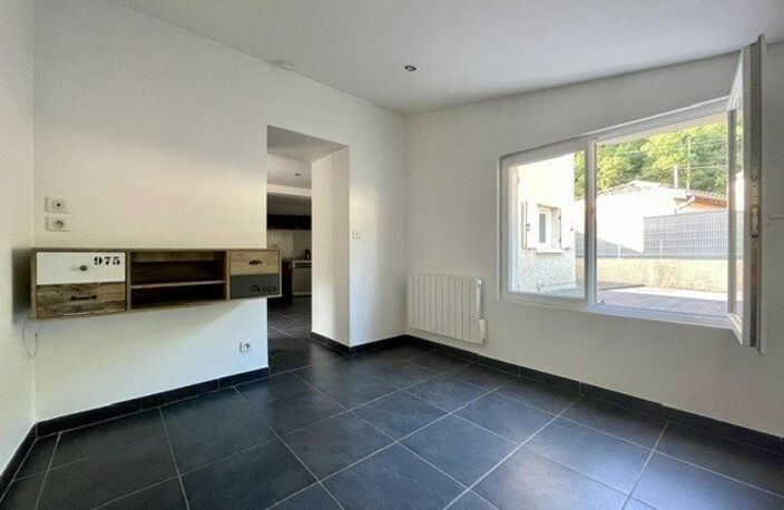 Maison de type 4 avec extérieur et garage — photo 5
