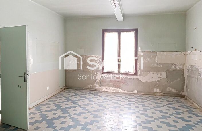 Maison de village à rénover, fort potentiel — photo 2