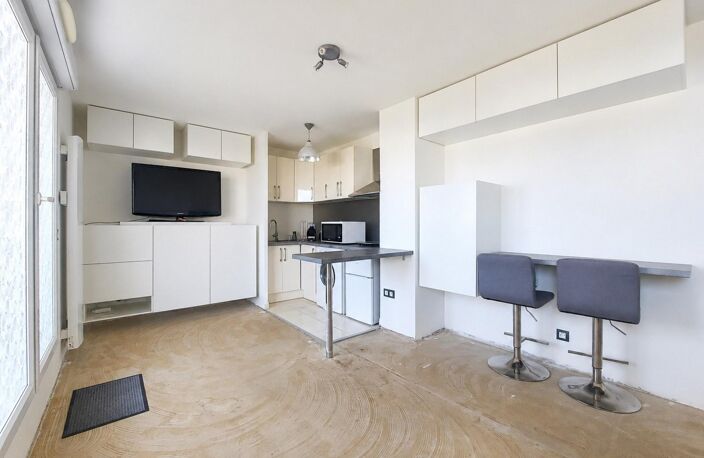 Studio avec terrasse et parking — photo 2