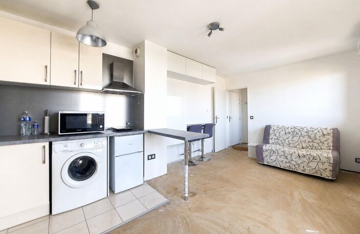 Studio avec terrasse et parking — photo 3
