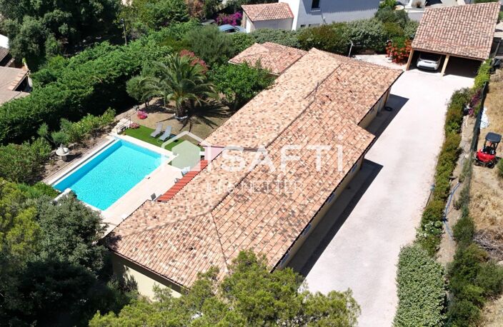 Maison de plain-pied, 4/5 chambres, piscine et car-port — photo 2