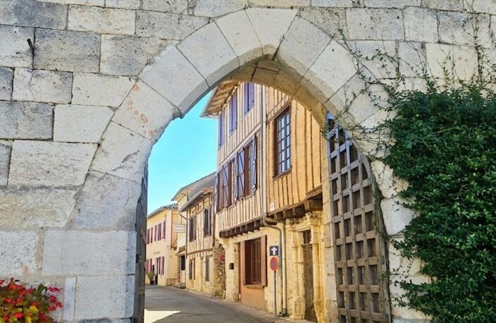 Immeuble avec 3 lots dans le centre de Montpezat-de-Quercy — photo 3