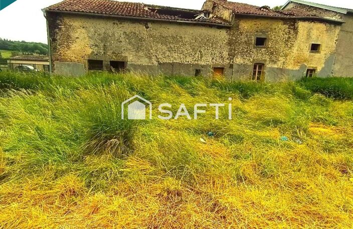 corps  de ferme de 1840 a rénover complètement avec un potentielle énorme dans un petit village calme — photo 3