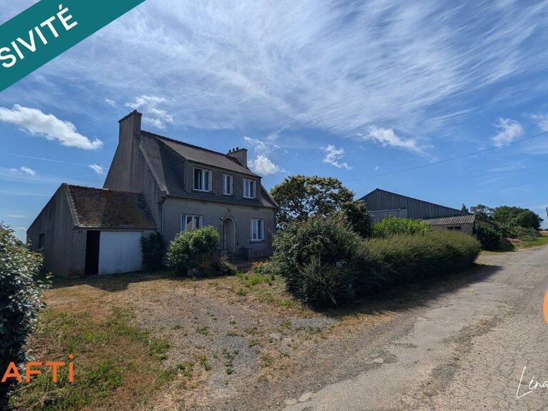 Maison bretonne de 7 pièces à fort potentiel ! — photo 1