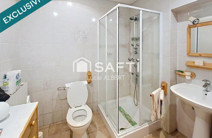 Maison de caractère à rénover avec de beaux volumes et un terrain de 67 ares — photo 4
