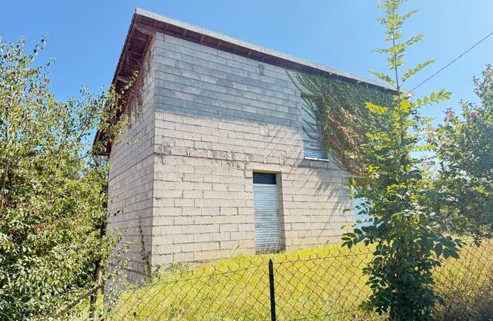 Construction de 1985 à réhabiliter sur terrain de 950 m2 — photo 4