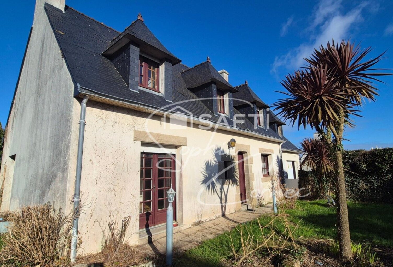 Maison de 119m² à rénover - 4 chambres dont 1 en RDC — photo 1