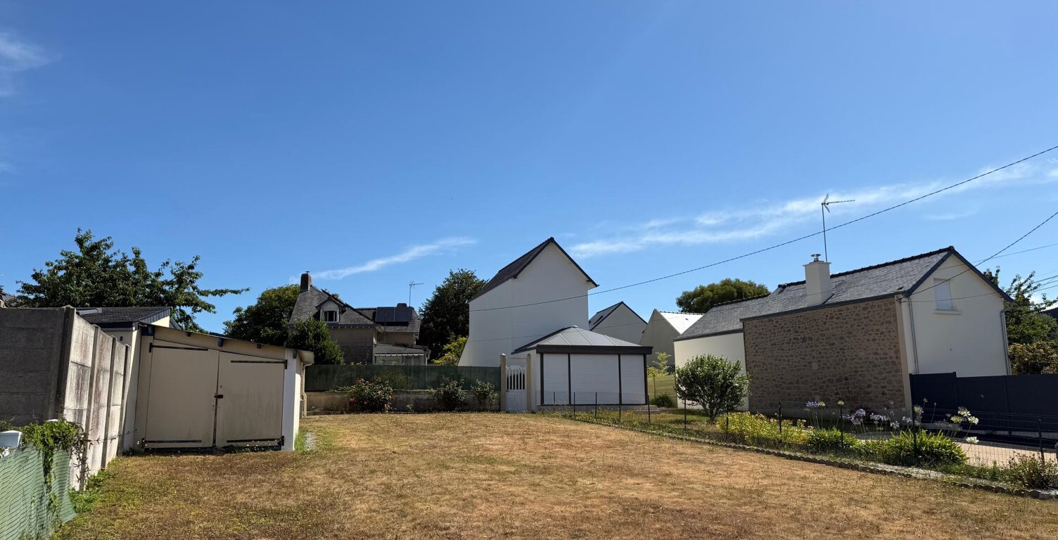 Terrain 328 m2 Dinard — photo 1
