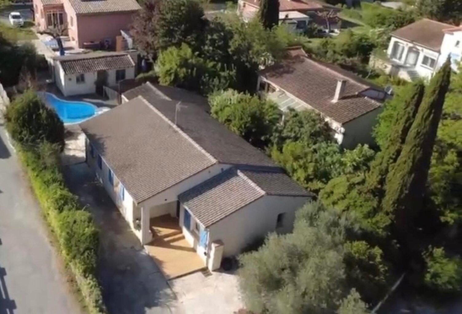Maison individuelle de plain-pied avec piscine et logement indépendant PROCHE CASTELNAUDARY — photo 1