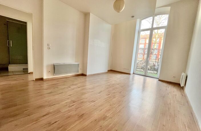 Appartement T2 avec jardin et place de stationnement sécurisée — photo 2