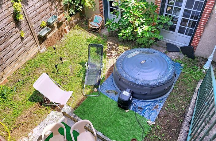 220 m² de charme à moins de 200 000 € ! — photo 2