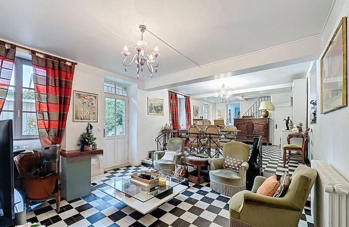 220 m² de charme à moins de 200 000 € ! — photo 3