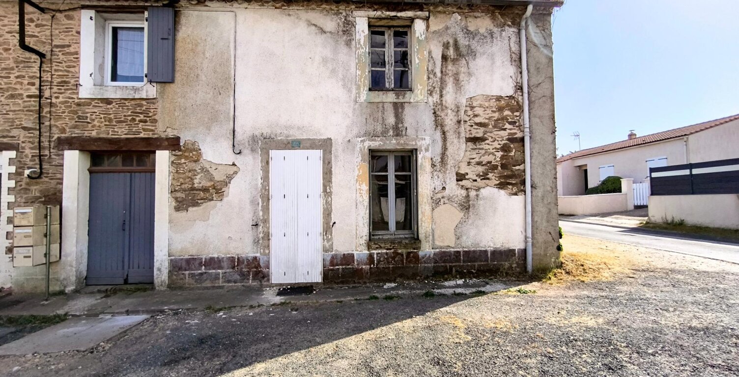 Maison de bourg à rénover — photo 1