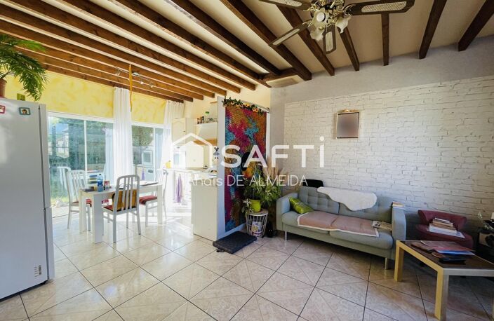 Trois chambres, un jardin intime et le confort du plain-pied : une maison à découvrir sans tarder. — photo 2