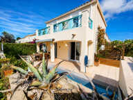 FRONT DE MER   A VENDRE PROPRIÉTÉ D'EXCEPTION AVEC ACCÈS DIR — photo 2