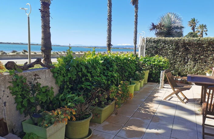 FRONT DE MER   A VENDRE PROPRIÉTÉ D'EXCEPTION AVEC ACCÈS DIR — photo 4