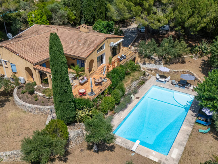 VAR (83) - À VENDRE - FLAYOSC - Superbe Villa provençale ave — photo 1