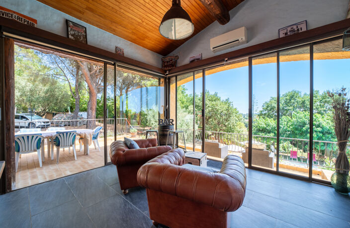 VAR (83) - À VENDRE - FLAYOSC - Superbe Villa provençale ave — photo 3