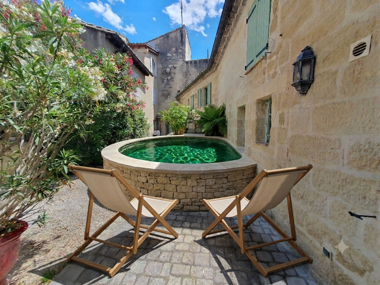 A Vendre GARD (30) - Maison avec cour au coeur d'Uzès — photo 1