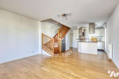 Appartement 5 pièces 360000 €
