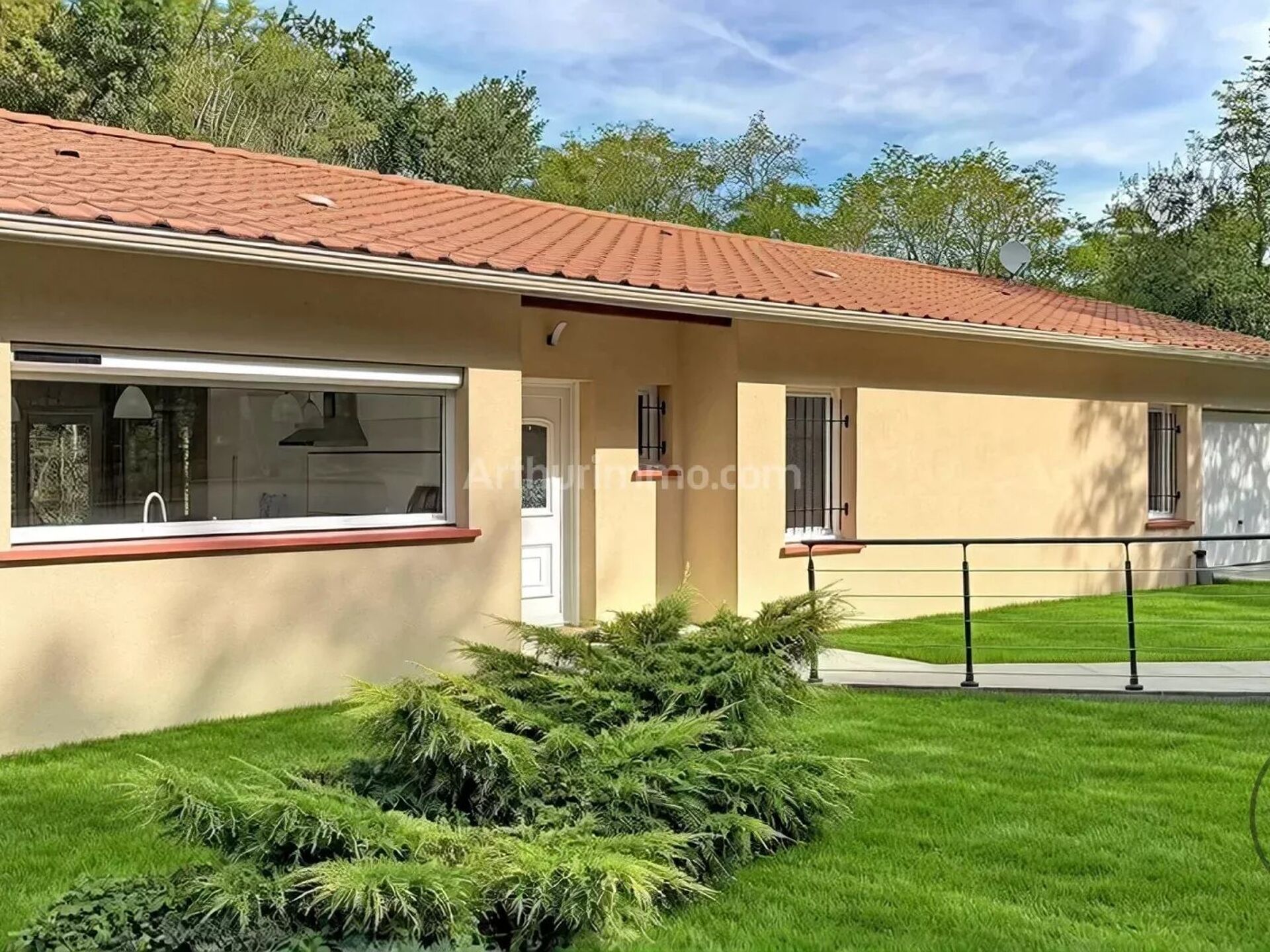 Maison 4 pièces 115 m² · à La Roche-Chalais · 115 m² · 215 000 €