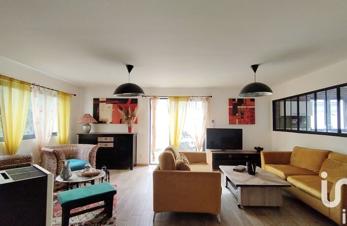 Vente Maison/villa 5 pièces — photo 2