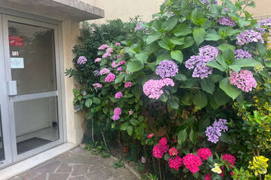 Appartement 4 pièces 302400 €