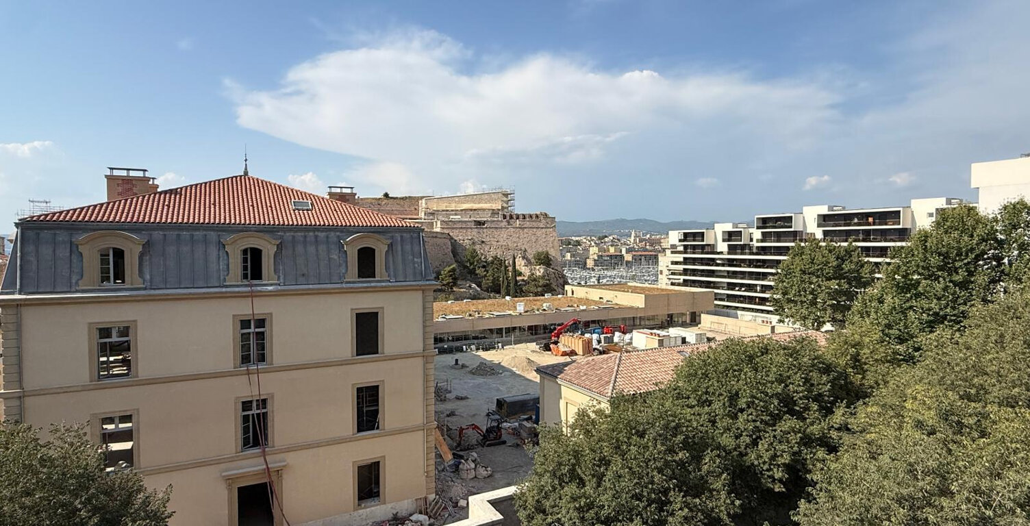 A VENDRE - APPARTEMENT T3 70m2 AVEC EXTERIEUR - Marseille 13 — photo 1