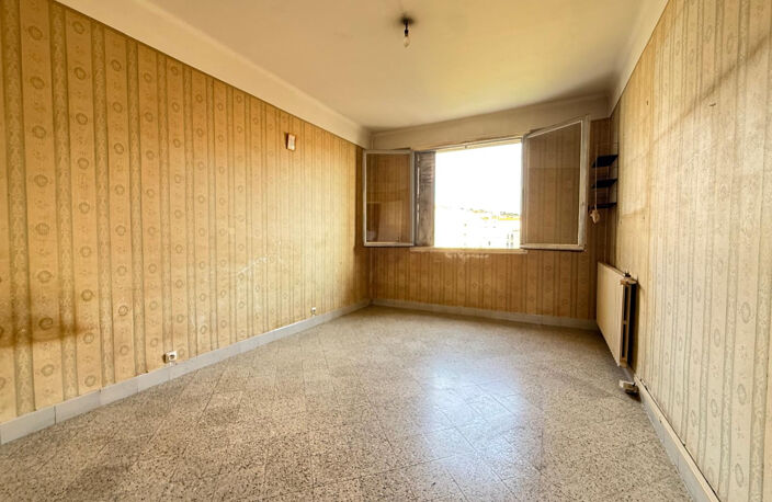 A VENDRE - APPARTEMENT T3 70m2 AVEC EXTERIEUR - Marseille 13 — photo 4