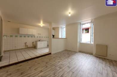 Appartement 3 pièces 531 €
