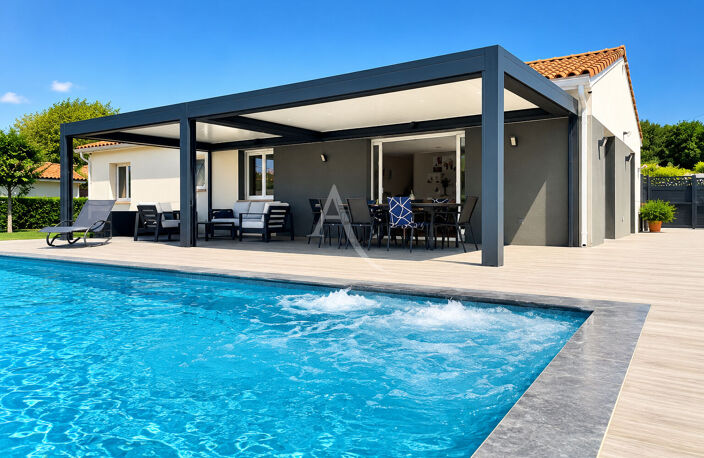 10 MINUTES BESSIERES ? Propriété familiale de standing de 175 m² avec piscine, spa, double habitation et prestations haut de gamme — photo 3