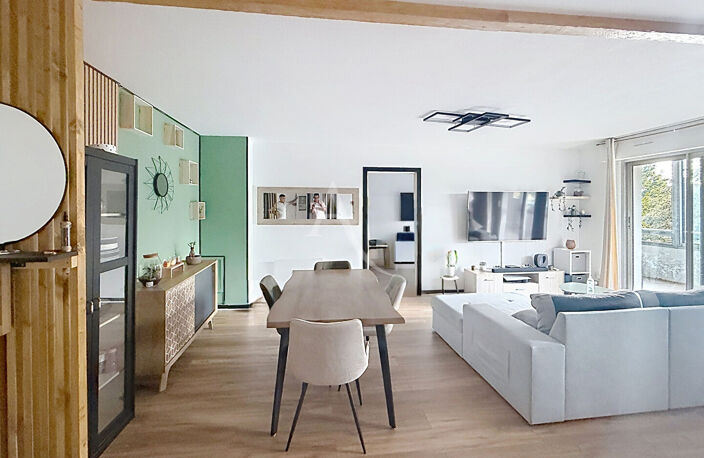 Pau, Appartement  T4 ,3 chambres avec caves,garage — photo 3