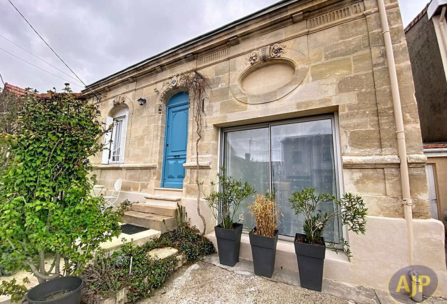 Échoppe bordelaise avec grand jardin — photo 1