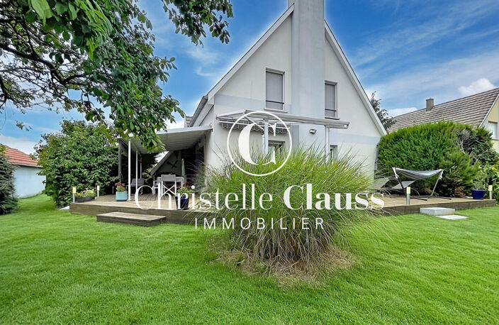 Maison Contemporaine avec Jardin et Terrasse — photo 2