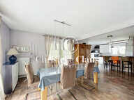 Maison Contemporaine avec Jardin et Terrasse — photo 4
