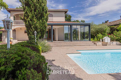 Maison 6 pièces 650000 €