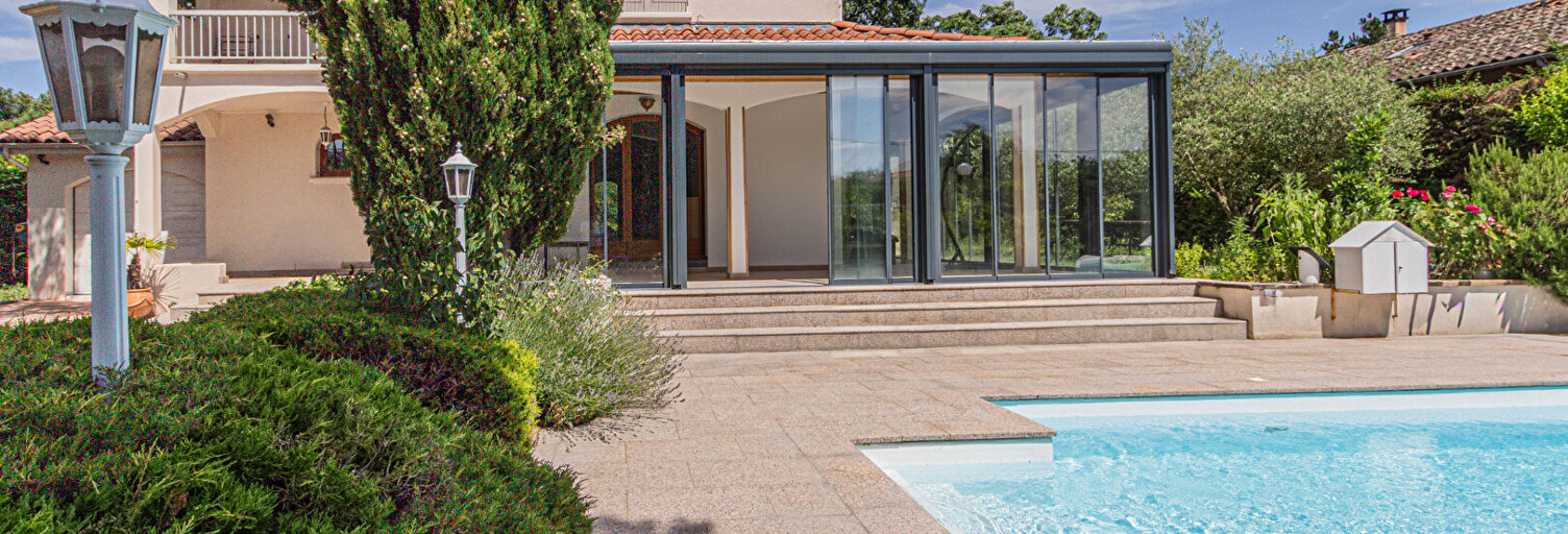 Maison 6 Pièces 210 m² à vendre à Montagny (69700)