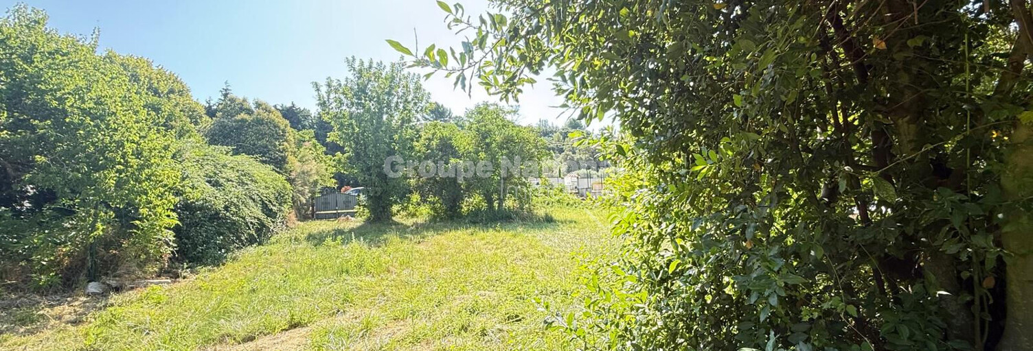 Terrain  1346 m² à vendre à Vacqueyras (84190)
